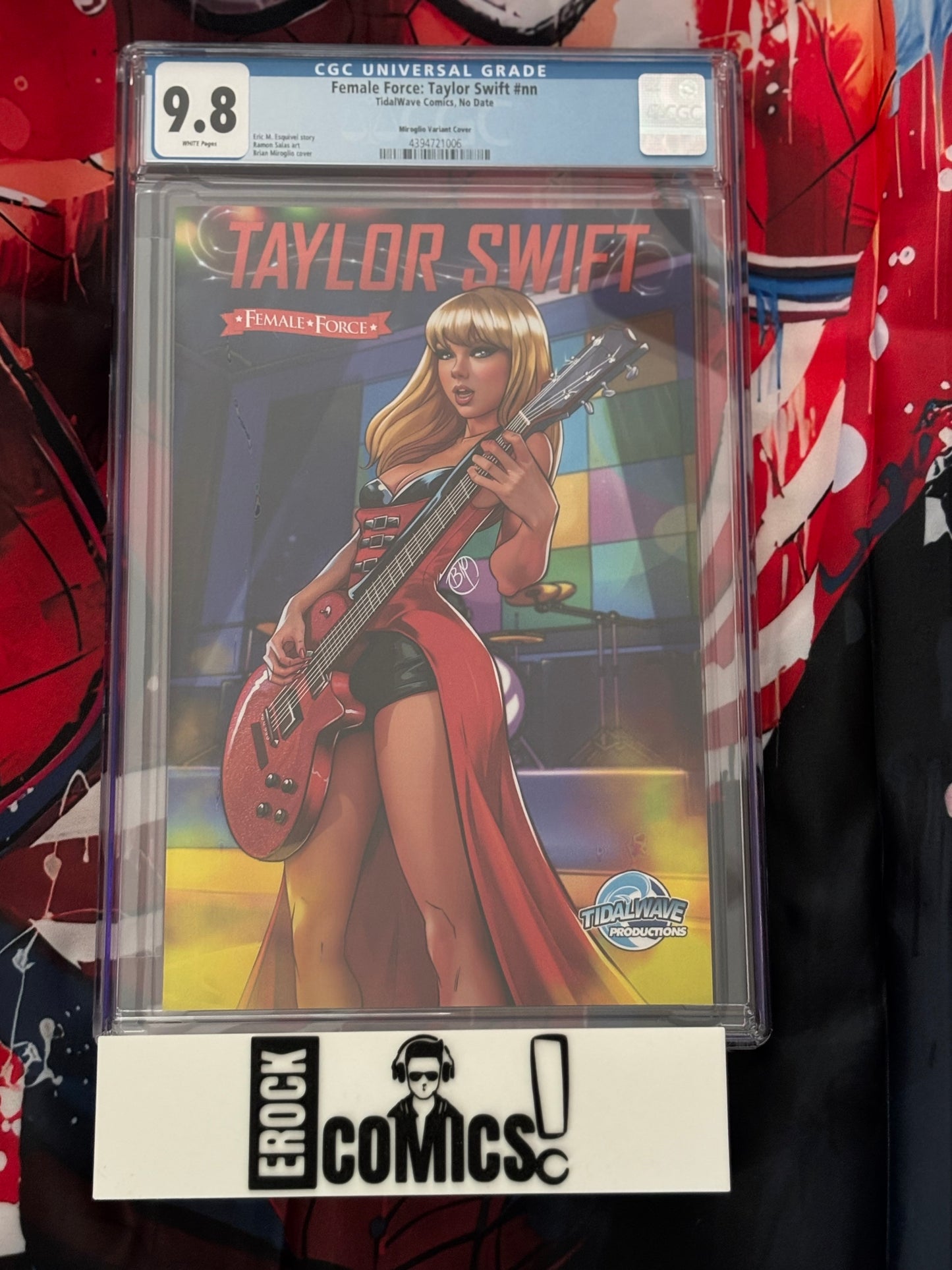 Female Force: Taylor Swift Miraglio Variant CGC 9.8